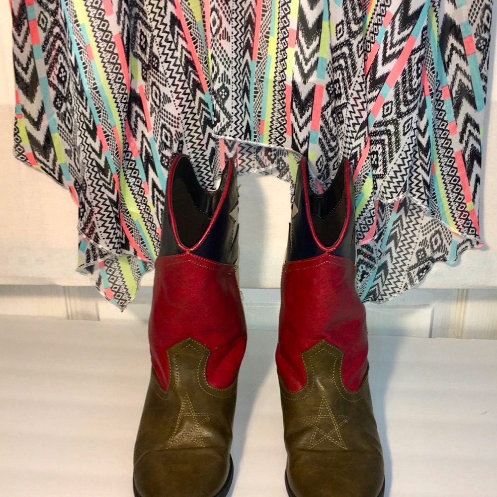 Dress XL flowing cute dress XL & cowboy boots size 5 - Picture 1 of 5